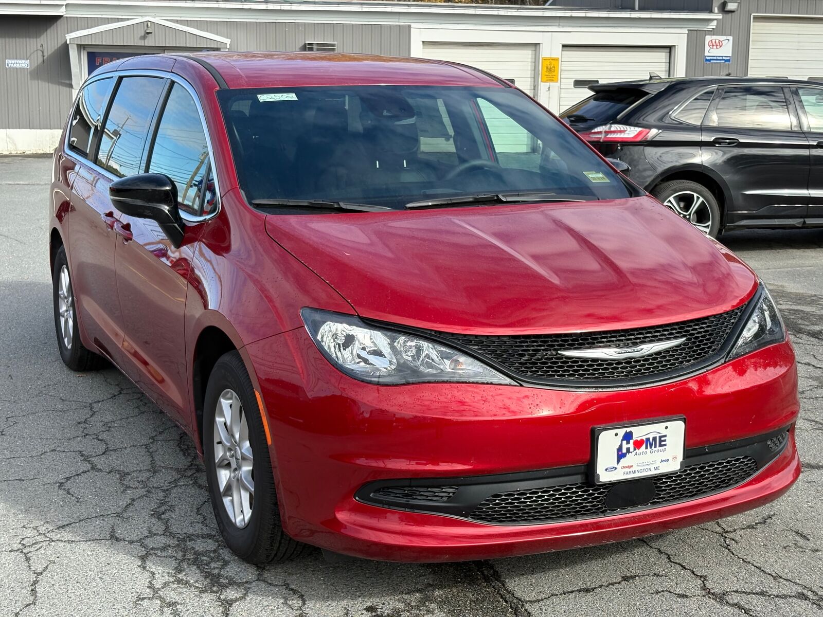 2025 CHRYSLER Voyager