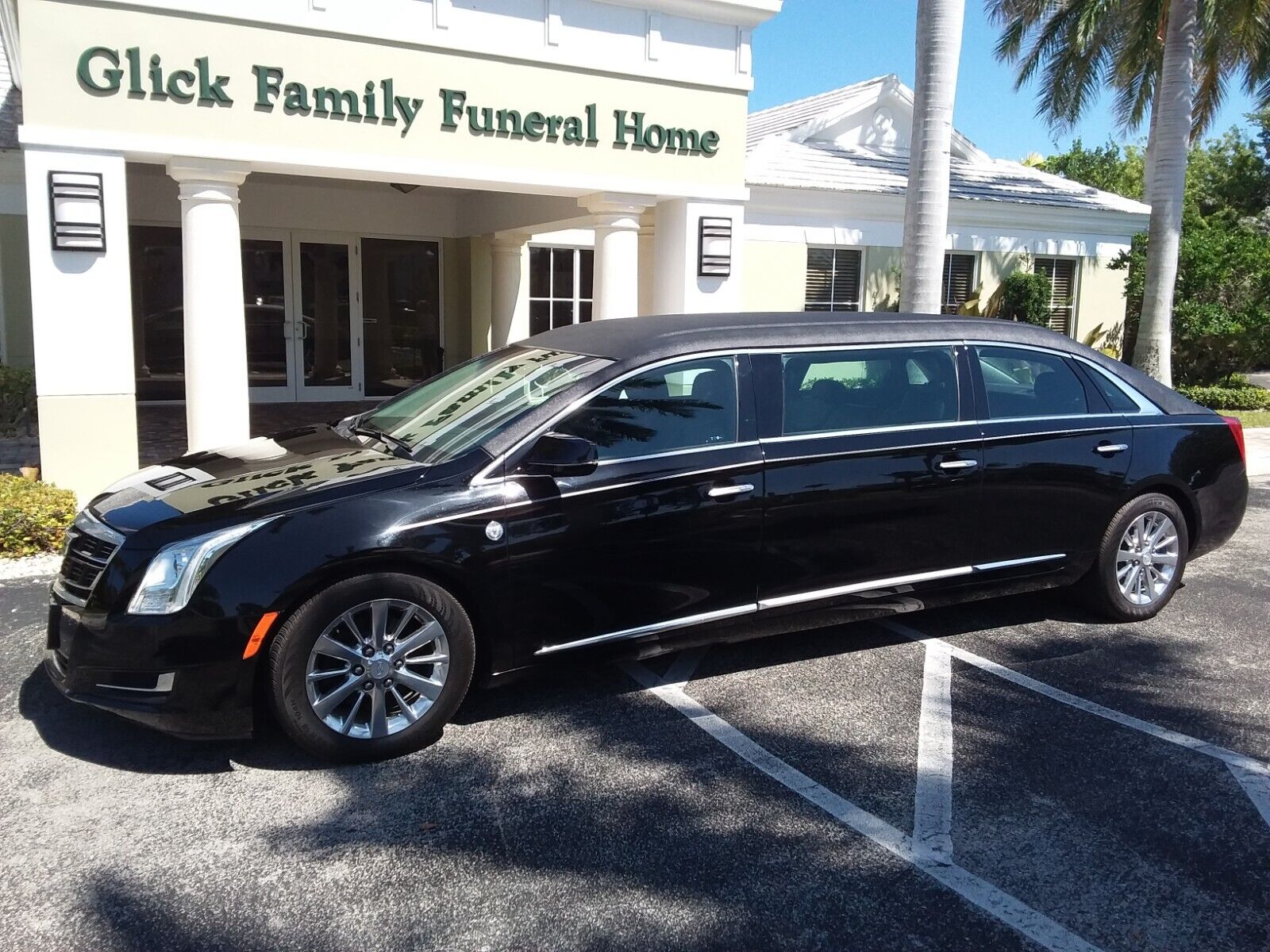 Cadillac Stretch Limousine