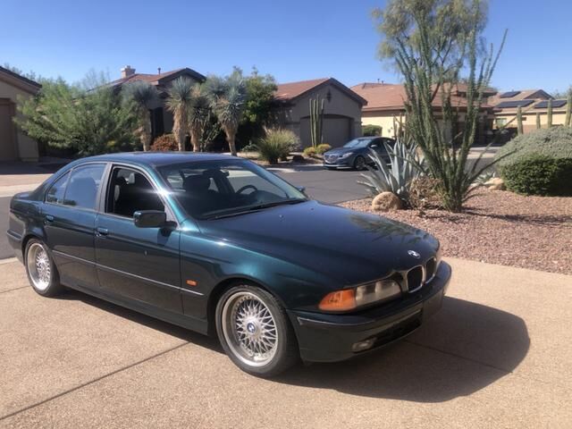 BMW 528i