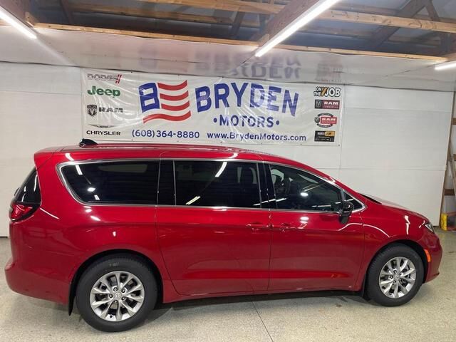 2026 CHRYSLER Pacifica