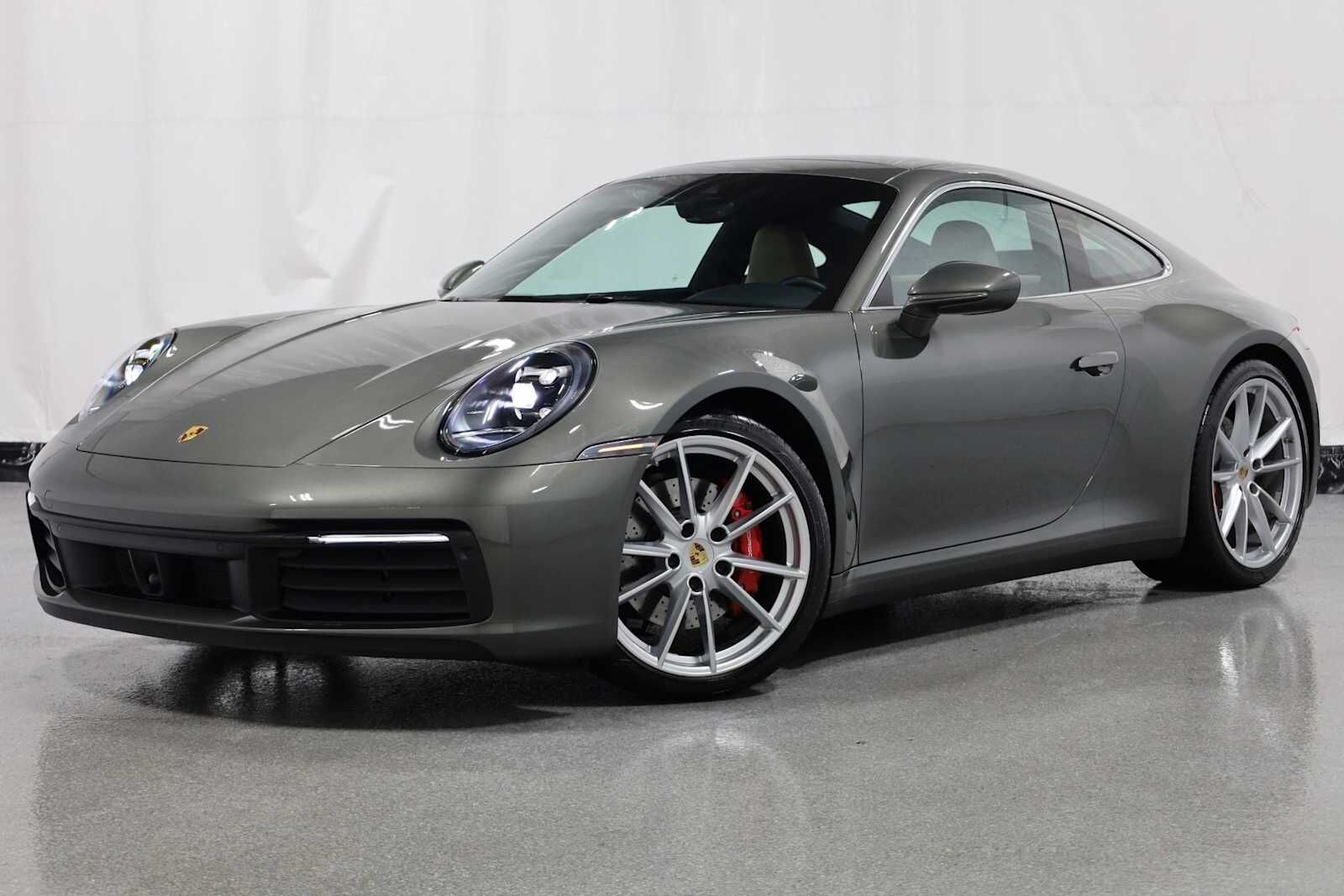 2024 PORSCHE 911