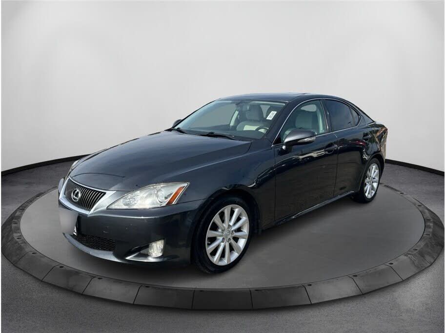 Lexus IS