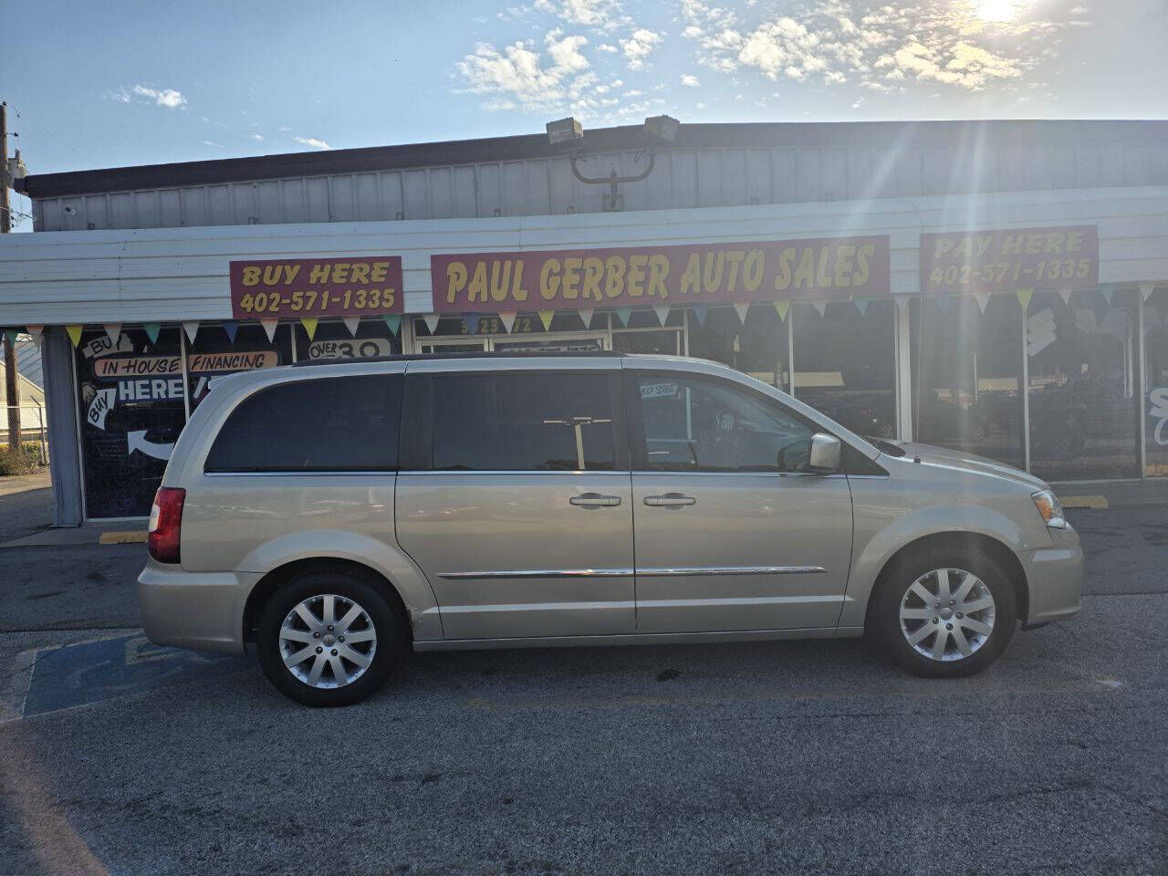 2015 CHRYSLER Town and Country