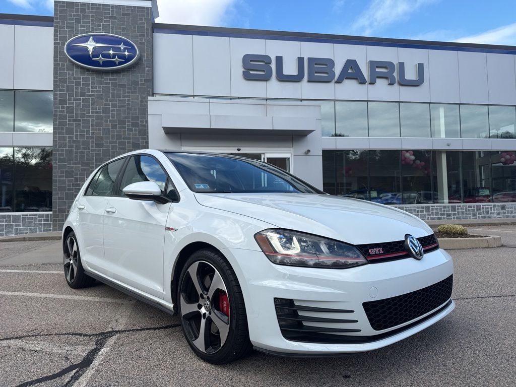 Volkswagen Golf GTI