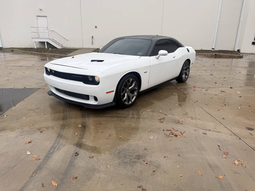 2015 DODGE Challenger