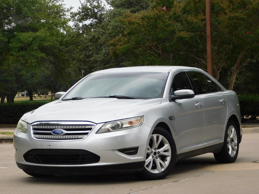 Ford Taurus
