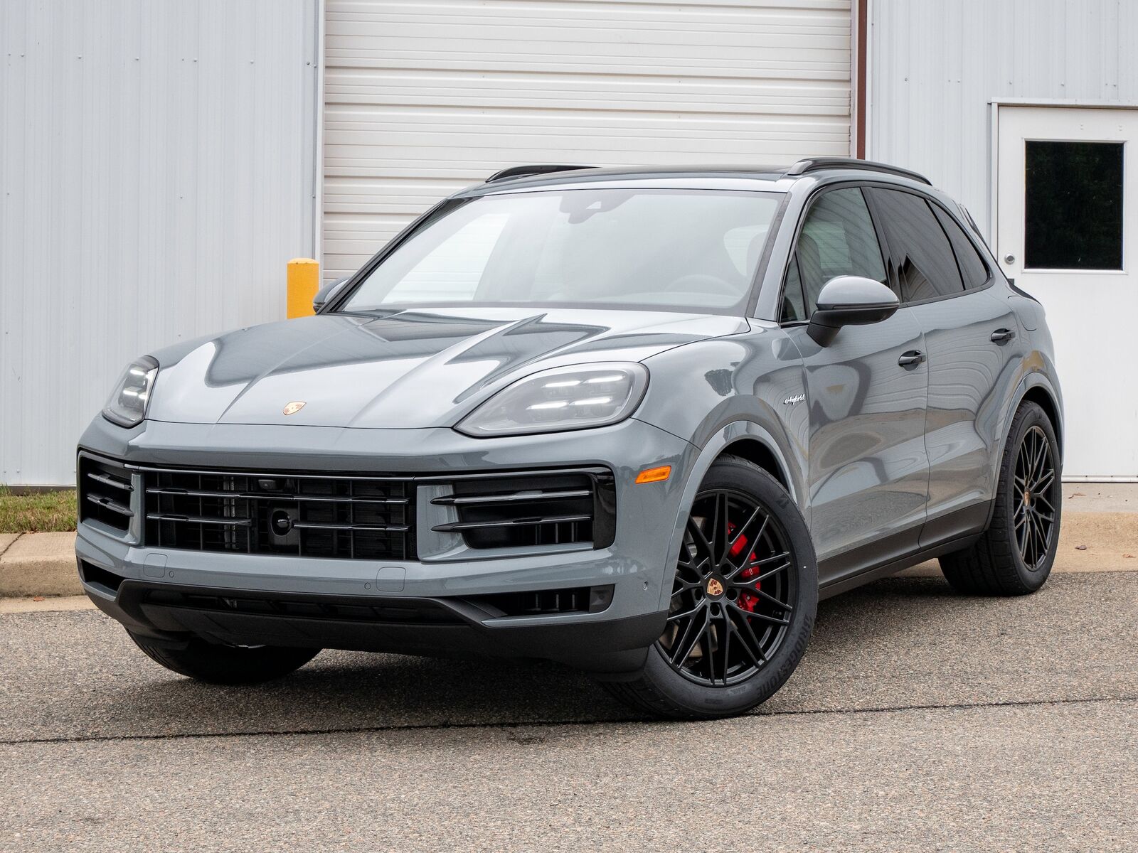 2026 PORSCHE Cayenne