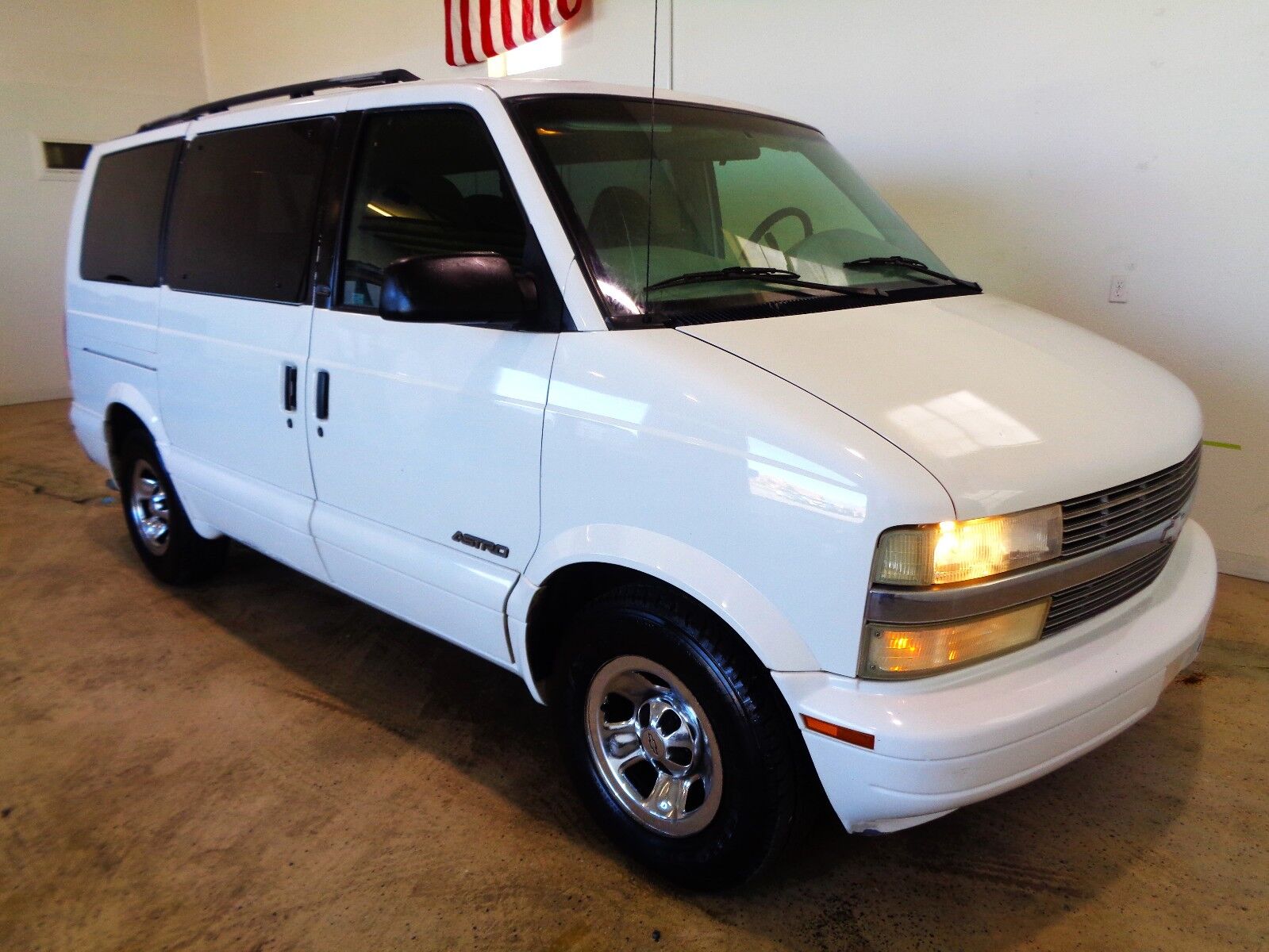 Chevrolet Astro Van