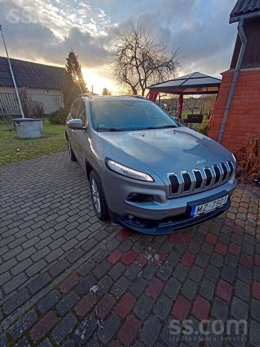 Jeep Cherokee