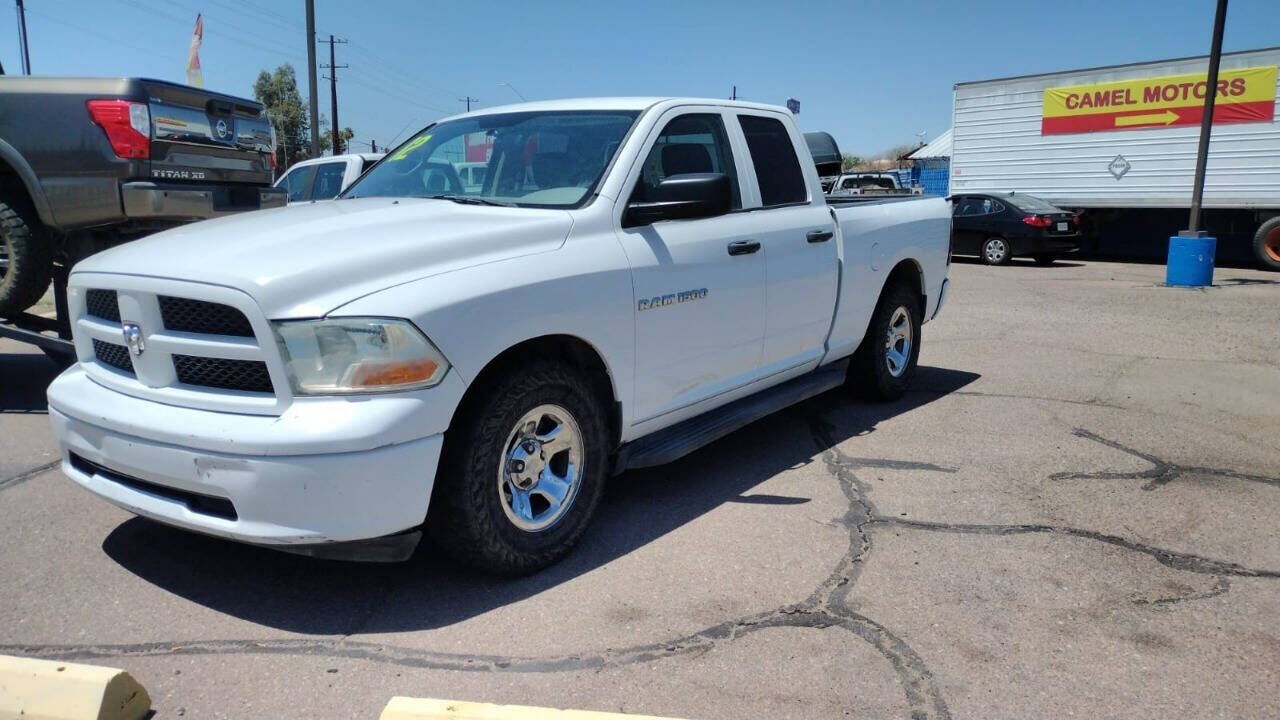 2012 DODGE Ram