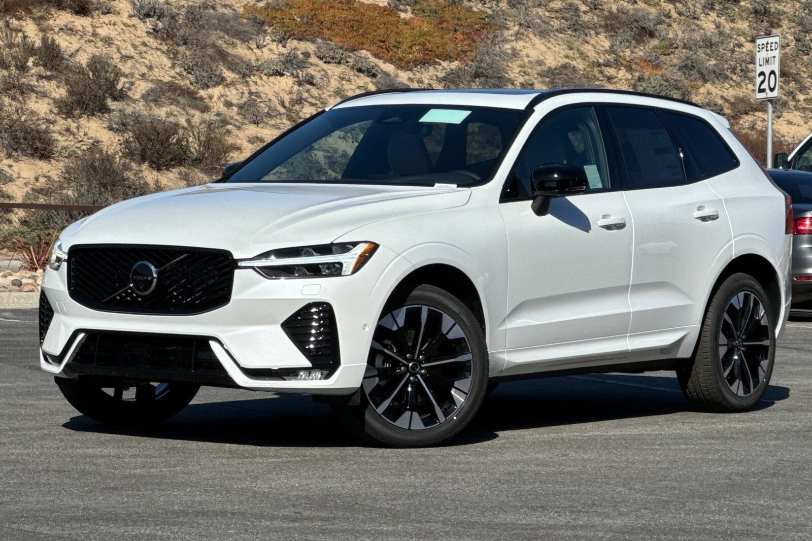 2026 VOLVO XC60