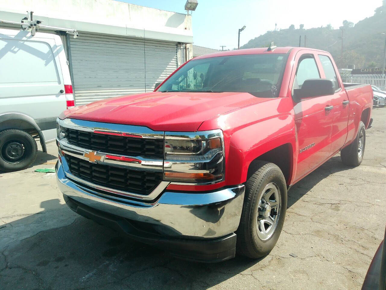 2018 CHEVROLET Silverado