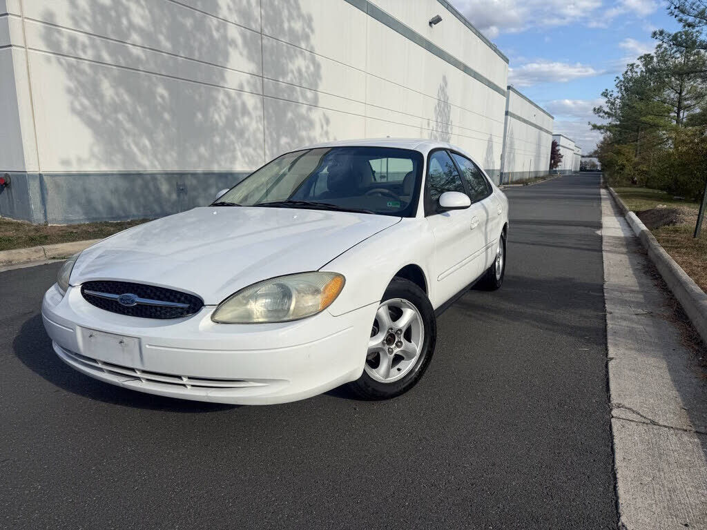 Ford Taurus