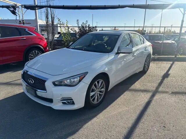 Infiniti Q50