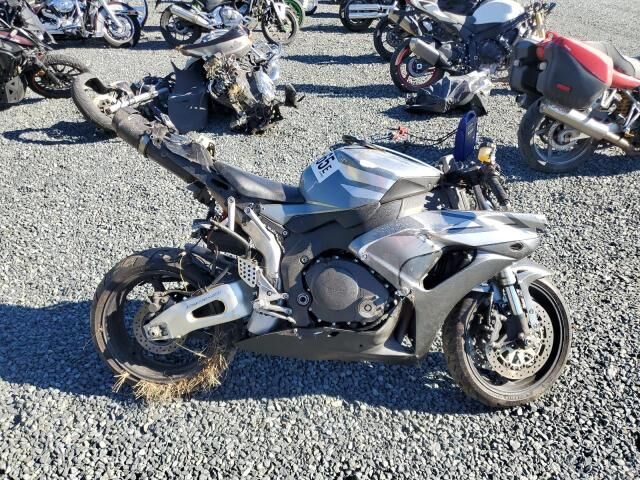 Honda CBR1000