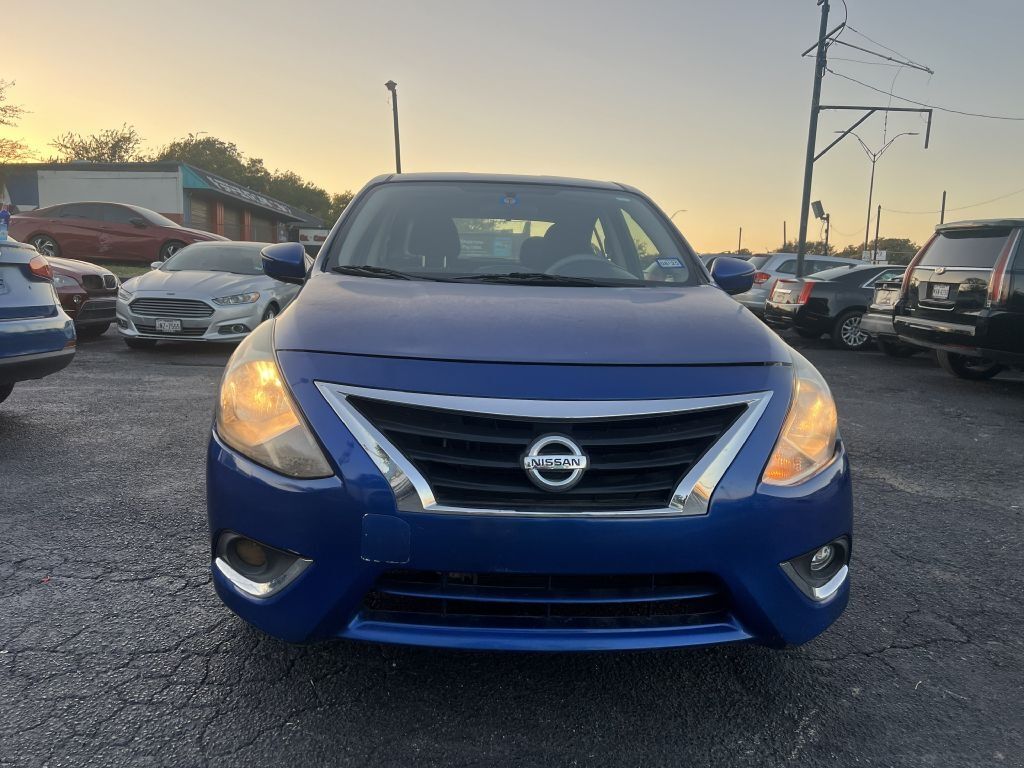 2015 NISSAN Versa