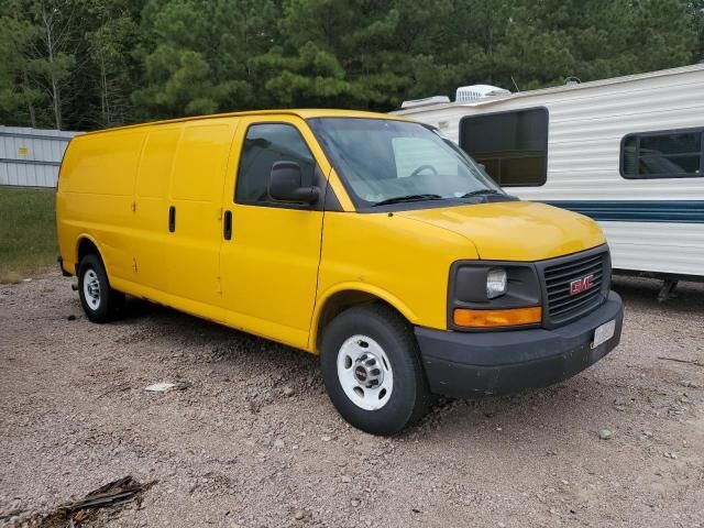 GMC Savana