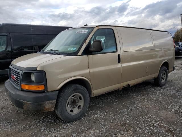 GMC Savana