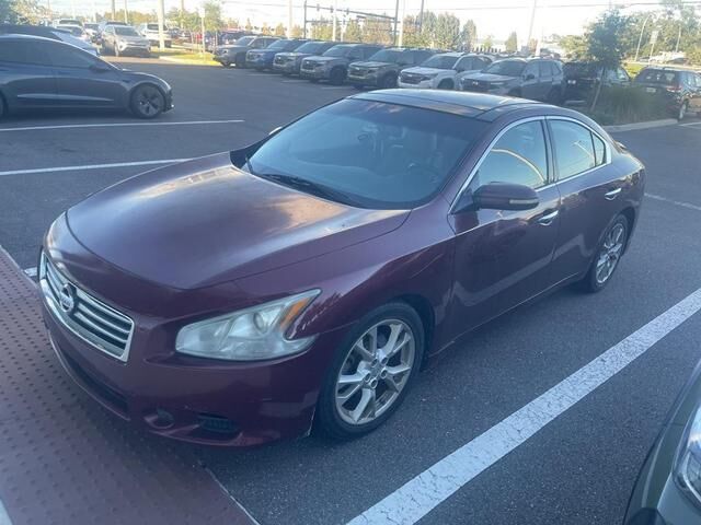Nissan Maxima