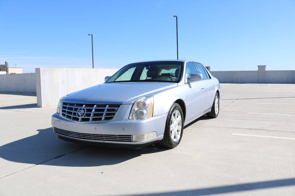 Cadillac DTS