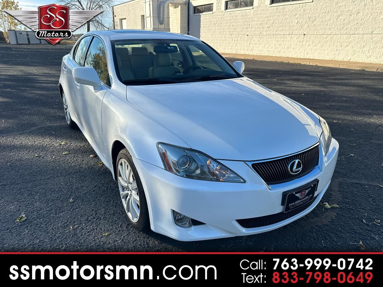 Lexus IS