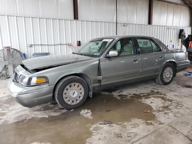 Ford Crown Victoria