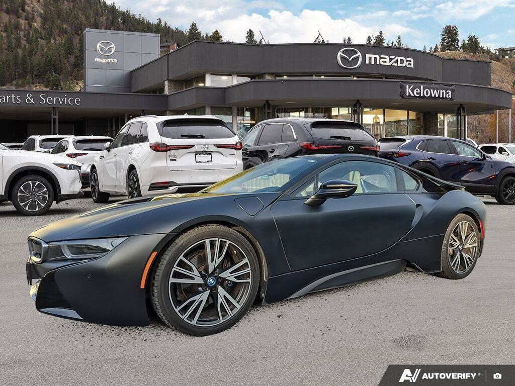 BMW i8