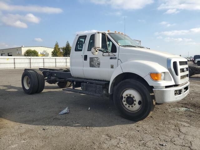 Ford F-750