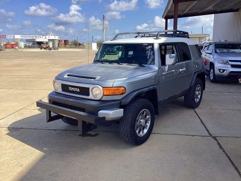 Toyota FJ Cruiser