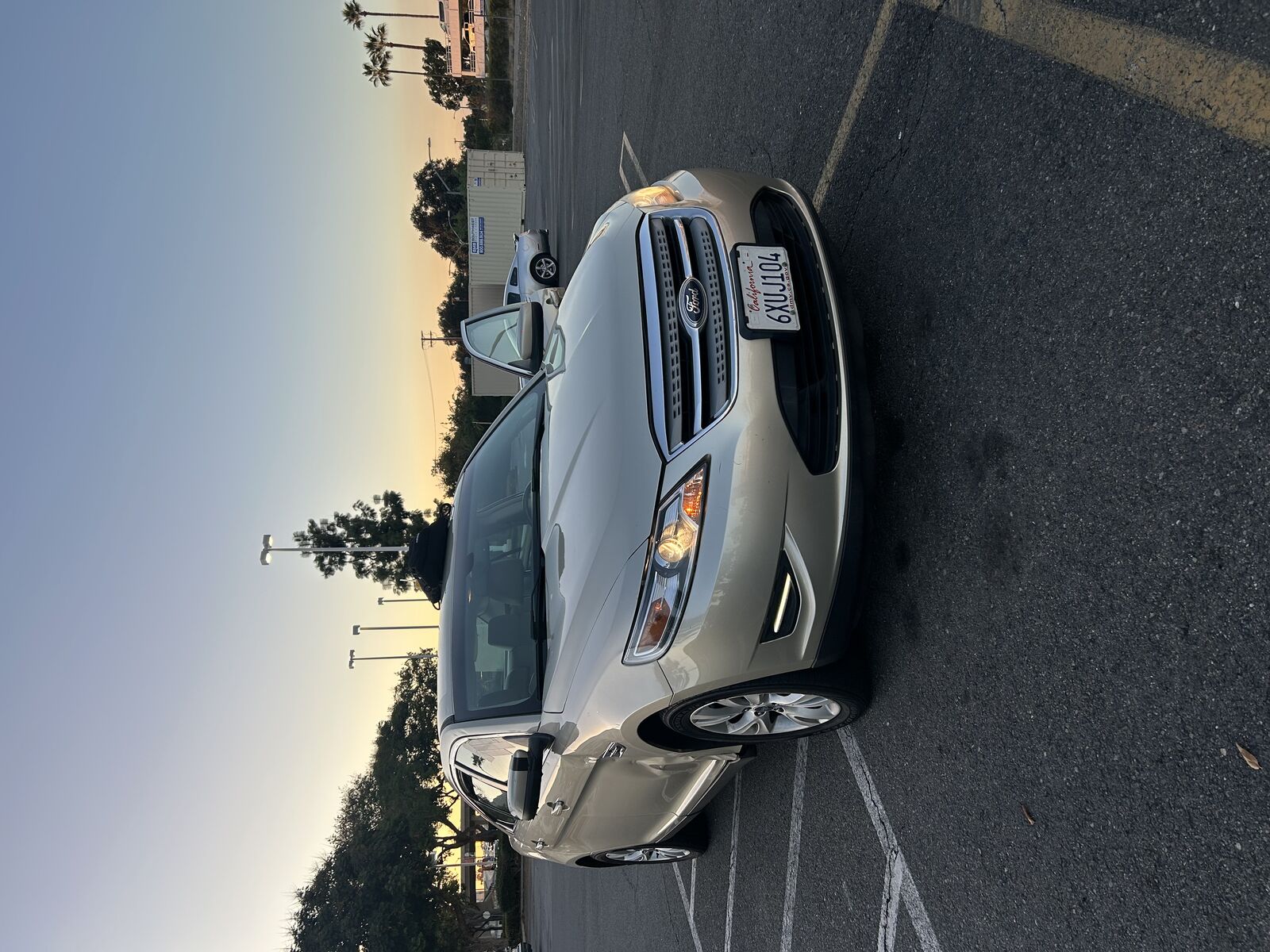 Ford Taurus