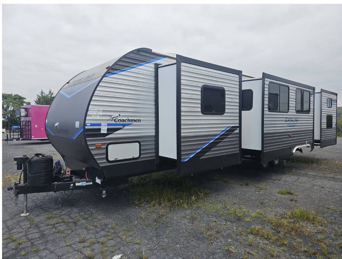 2022 FOREST RIVER Catalina