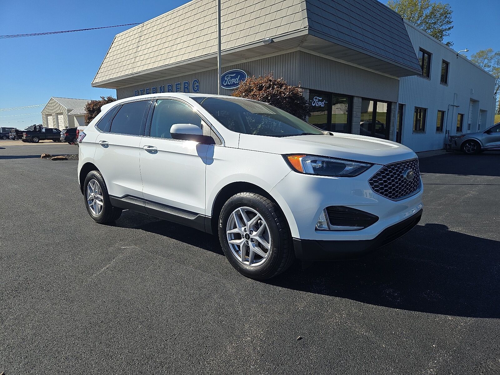 2024 FORD Edge