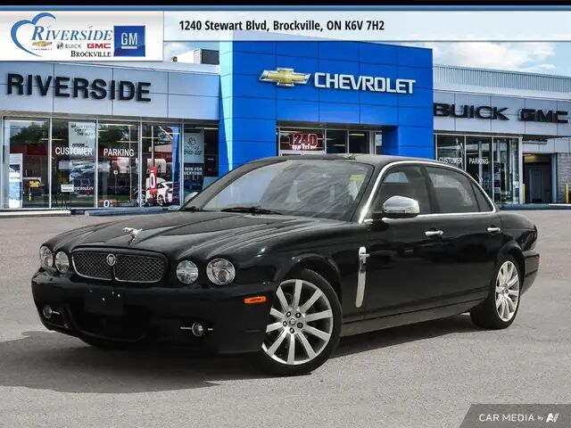 Jaguar XJ
