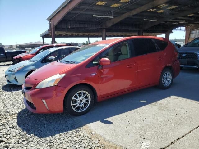 Toyota Prius V