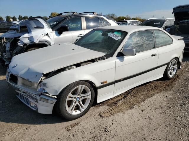 BMW 318iS