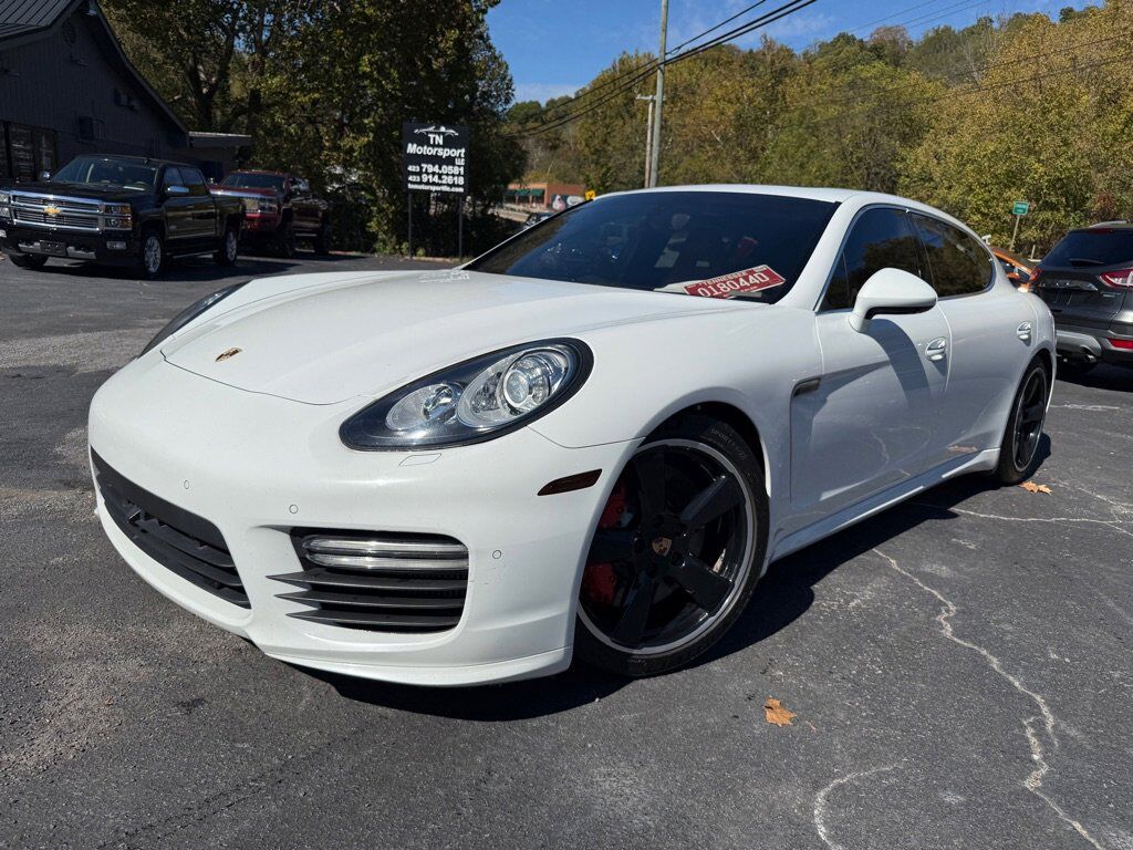 2014 PORSCHE Panamera