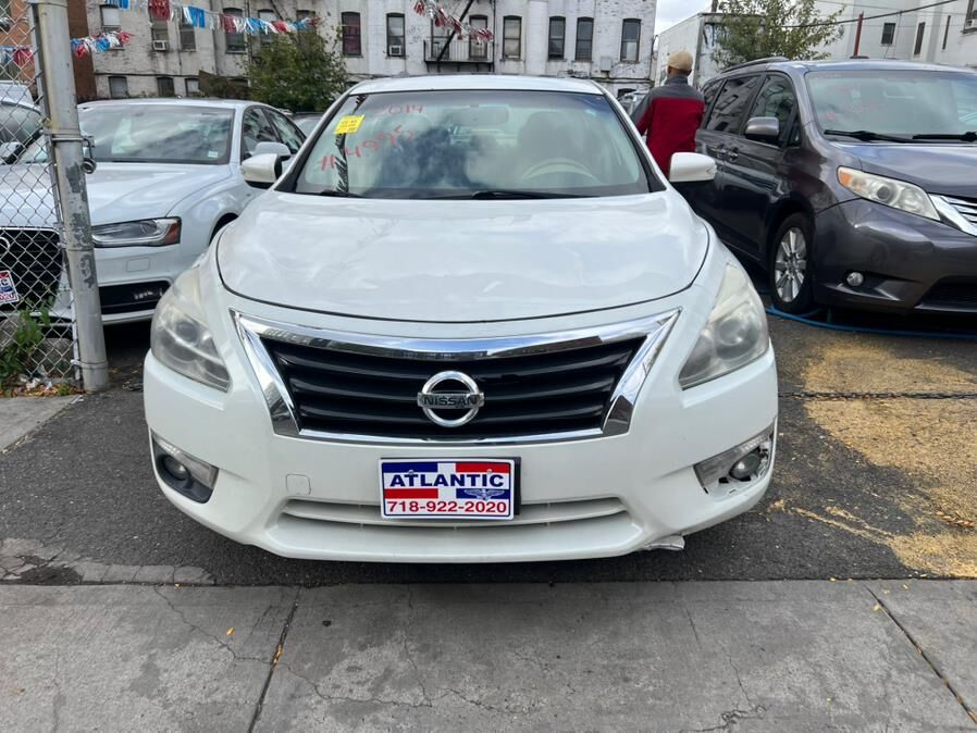 Nissan Altima