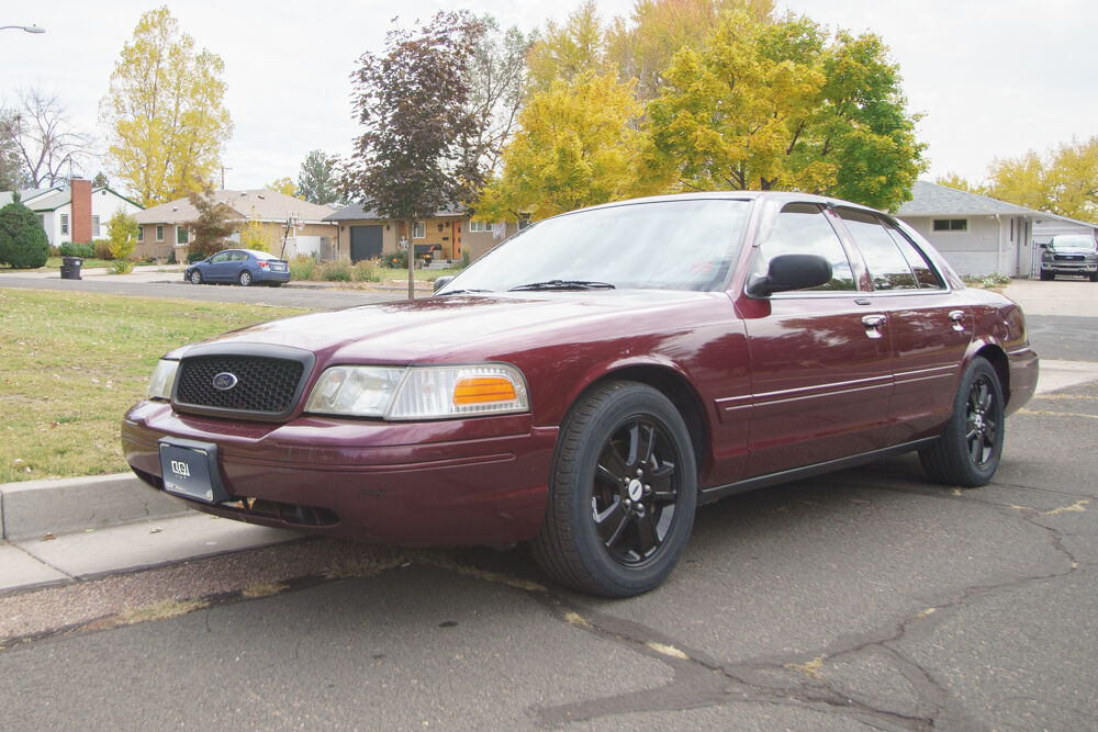Ford Crown Victoria
