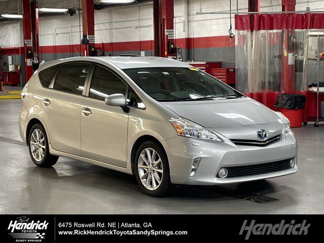 Toyota Prius V