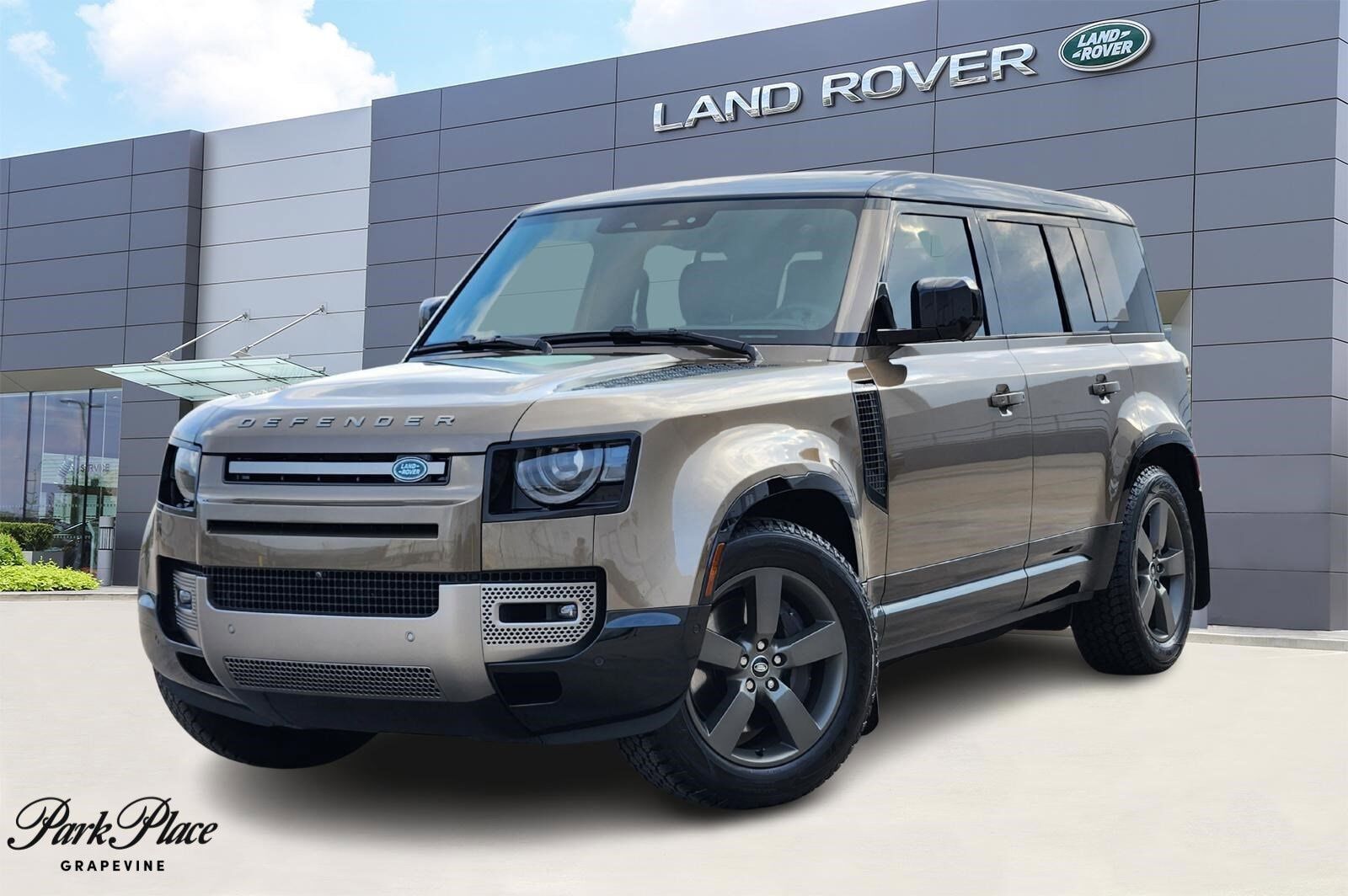 2025 LAND ROVER Defender
