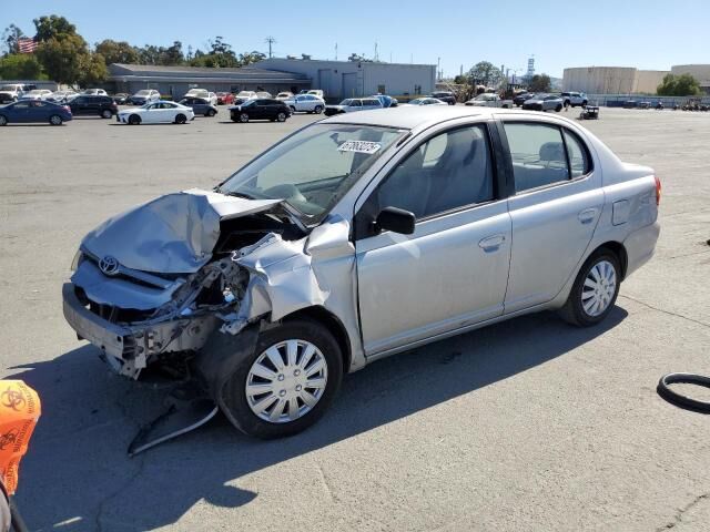 Toyota Echo