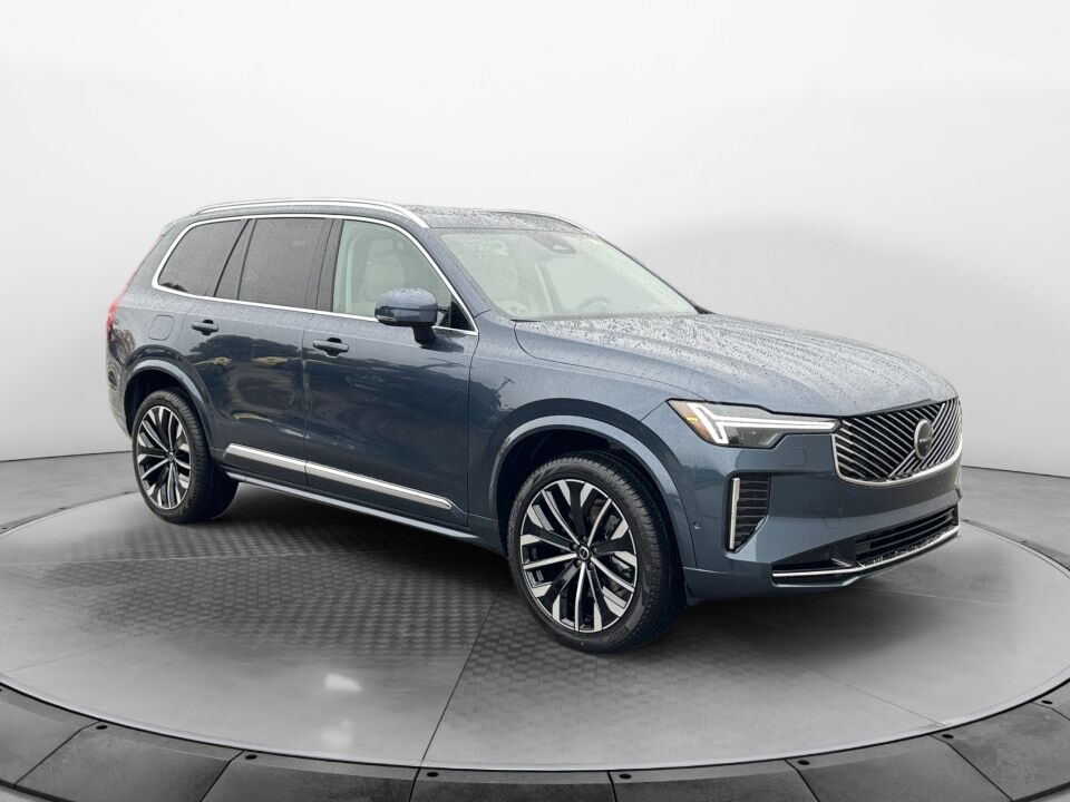 2026 VOLVO XC90