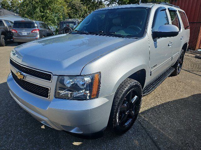 2013 CHEVROLET Tahoe