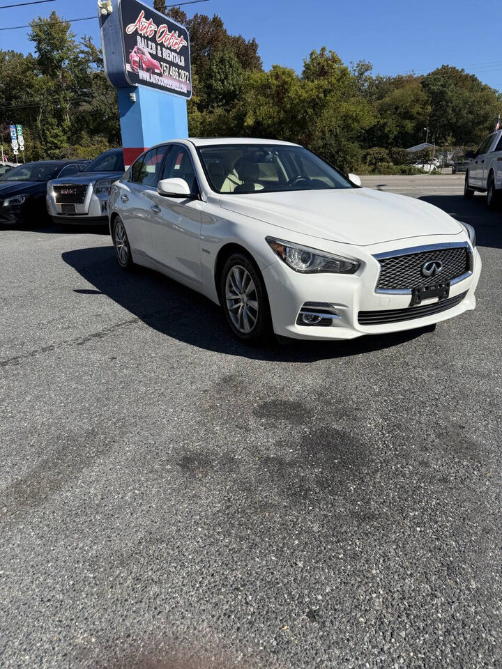 2015 Infiniti Q50