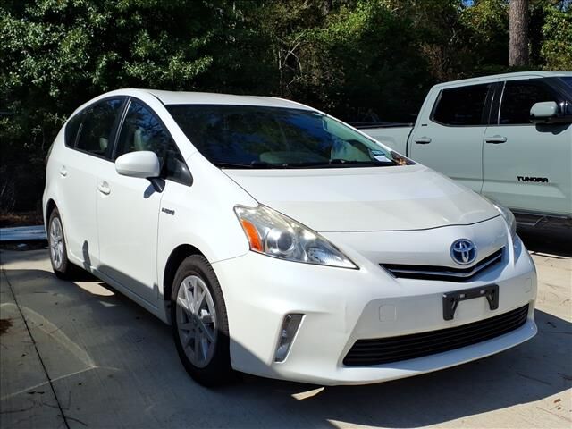 Toyota Prius V