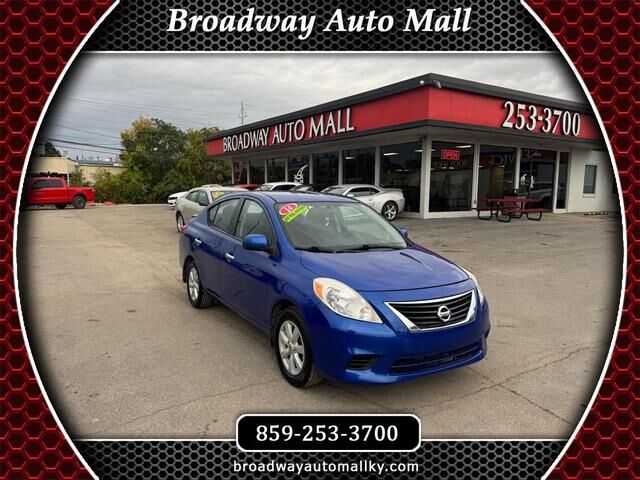 Nissan Versa