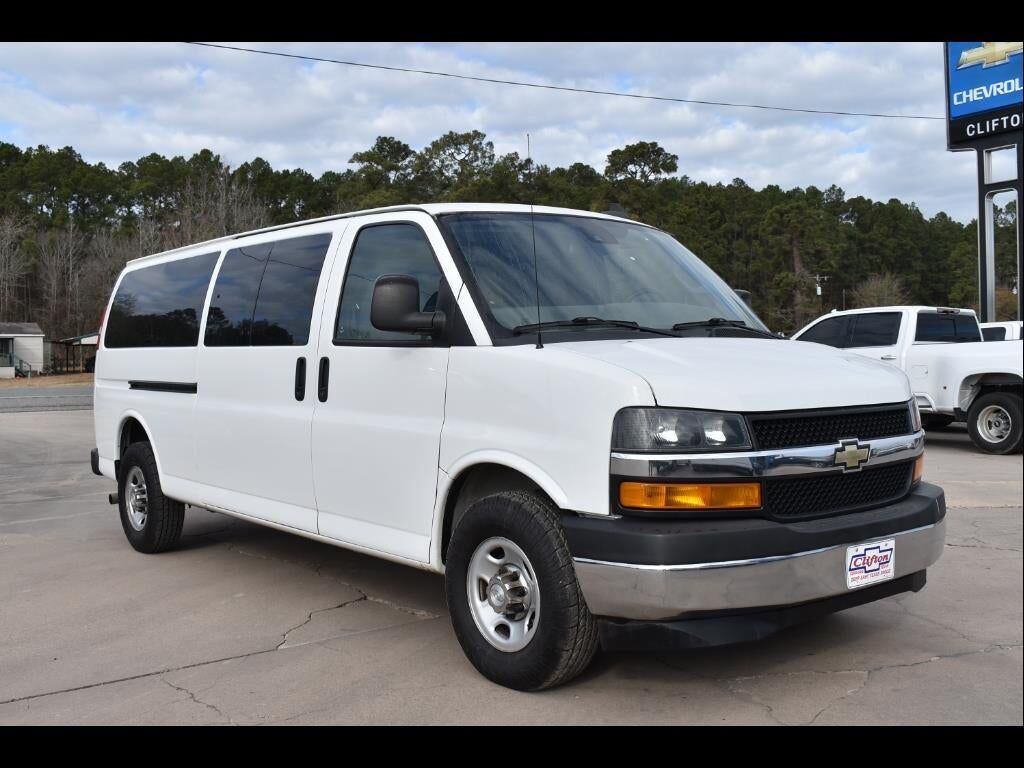 2019 CHEVROLET Express
