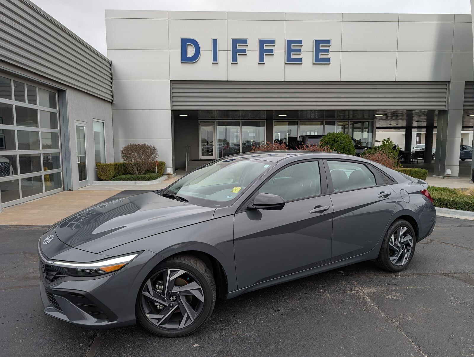 2025 HYUNDAI Elantra