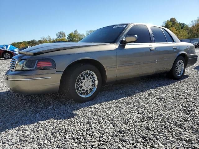 Ford Crown Victoria