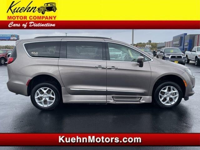 Chrysler Pacifica